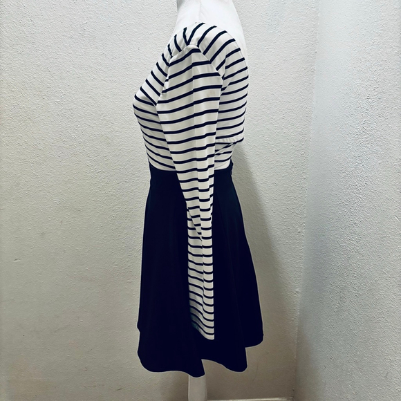 GUESS Black and White Striped Long Sleeve Fit and Flare Dress - Picture 5 of 12